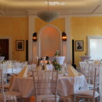 Hochzeit im Schloss Schieder mit kds events: Dekorationsverleih, Bewirtung und Catering, Trauung, freie Trauung